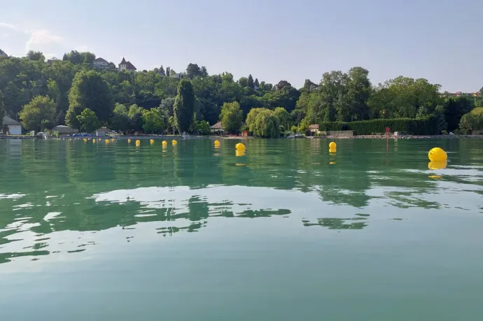 Visszavonták annak a balatonvilágosi vízi élménypályának az engedélyét, amelyet civilek kifogásoltak
