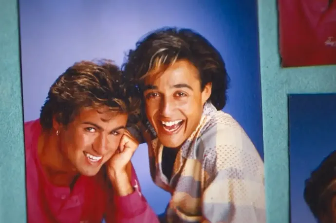 Jó ég, szupersztár vagyok, és meleg!