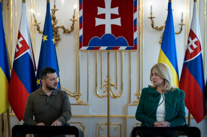 A szlovák elnök további fegyvereket ígért a Pozsonyba látogató Zelenszkijnek