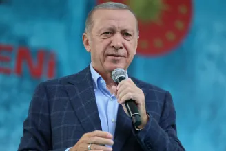 Erdoğan: Nyissák meg az utat Törökországnak az EU-ba, és akkor jóváhagyjuk Svédország NATO-csatlakozását
