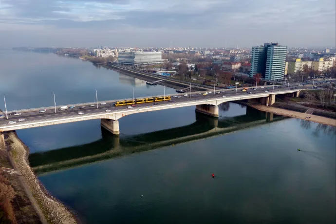 81 gyorshajtó, 3 millió forintnyi bírság – három óra mérlege az Árpád hídon