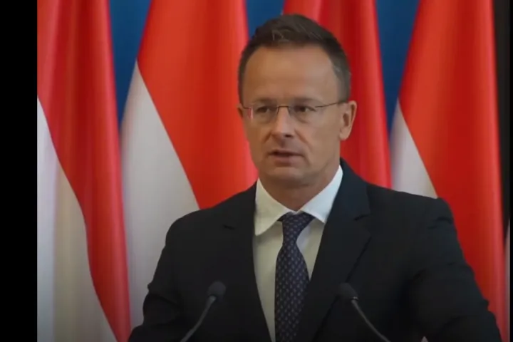 Szijjártó magyargyűlölőnek nevezte az Európai Parlament alelnökét