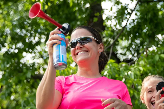 Novák Katalin is átússza a Balatont