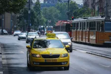 Fővárosi taxitársaságok: A Bolt Taxi a tisztességes versenyhez való jogot sérti