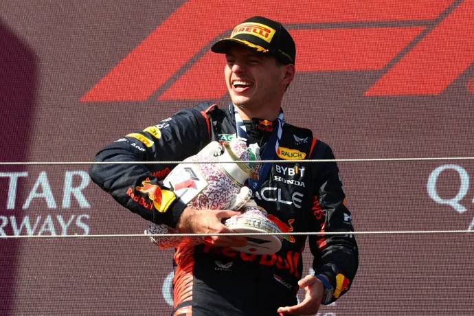 Herendi Porcelain Factories to remanufacture Verstappen's broken €40,000 trophy