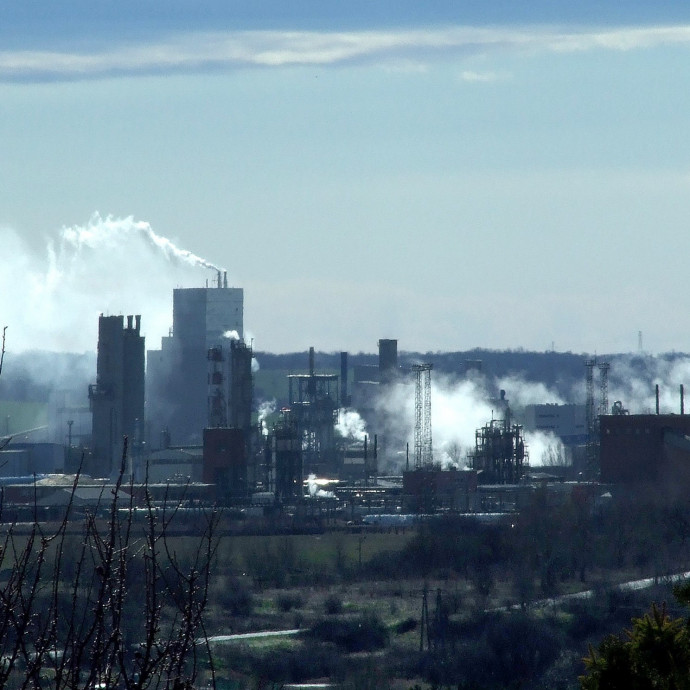 Megadóztatja a kormány, amit Orbán nemrég még teljesen ingyenessé tett volna