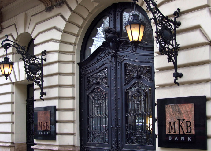 Az MKB Bank egykori központi székházának főbejárata. Fotó: MTVA/Jászai Csaba 