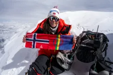 Három hónap alatt mind a 14 nyolcezer méteres hegycsúcsot megmászta egy norvég hegymászónő
