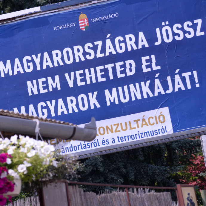 A profit- és bérkiáramlást támogatja az Orbán-kormány migrációs fordulata