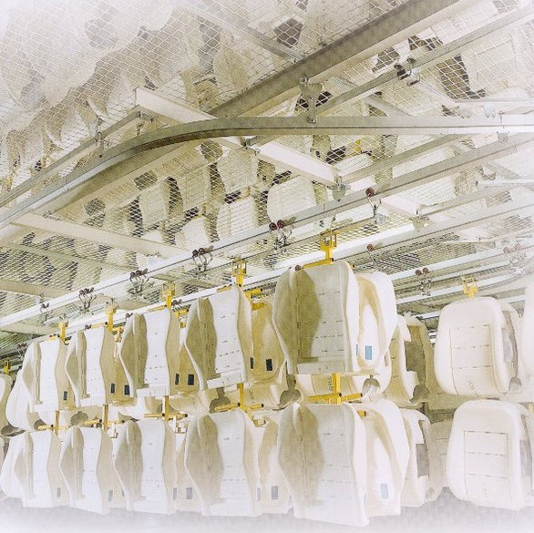 Nyerhet vele a magyar leányvállalat, hogy bezárja két német gyárát egy autóipari beszállító