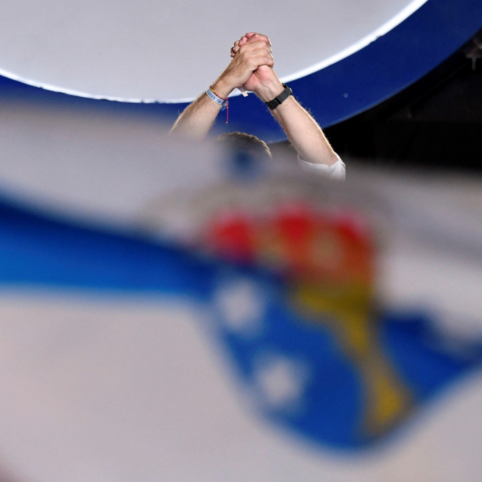 50 milliós Magyarországot is beterítenének a Fidesz-barát véleményvezérek hirdetései a Facebookon