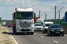 A kánikula miatt a 7,5 tonnánál nagyobb össztömegű kamionok nem közlekedhetnek az országutakon