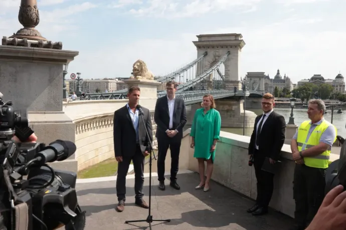 Renovation of the Chain Bridge completed, pedestrians can now also use the newly car-free bridge