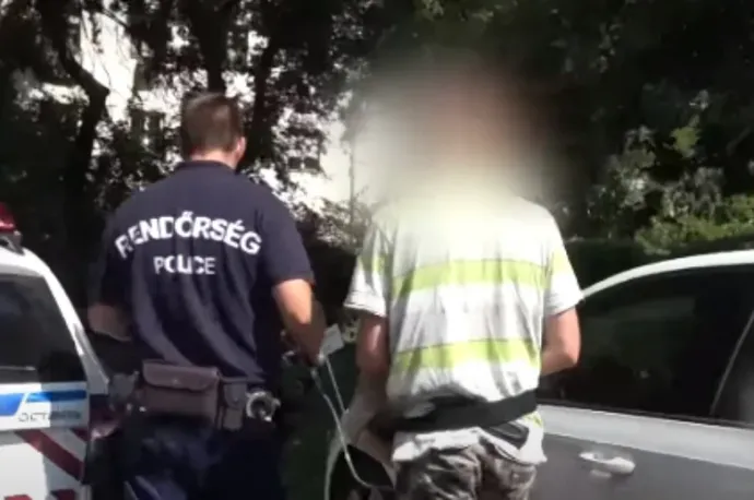 A megerőszakolt nő hiába kért üvöltve segítséget, száz ember nézte végig, ahogy a volt férje elrabolja