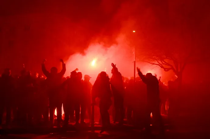 Halálos áldozata is van a görög és horvát futballhuligánok összecsapásának Athénban