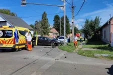 Buszmegállóba hajtott és halálra gázolt egy 88 éves férfit egy autó Dombóváron