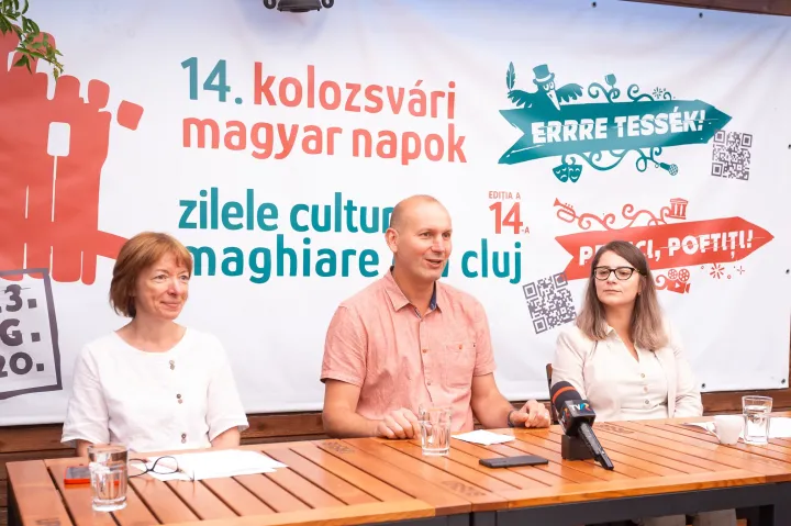Szabó Lilla, Gergely Balázs és Oláh Emese tart sajtótájékoztatót – Fotó: Tompa Réka / KMN