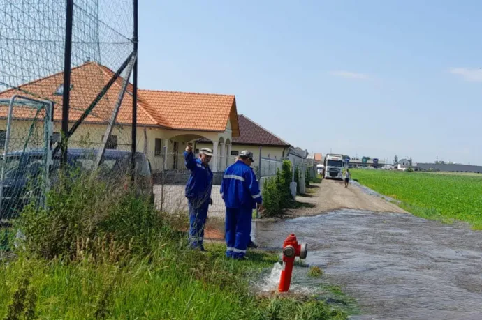 Nem akarta beengedni a vízügyeseket, hogy elzárják a vizét, más megoldást találtak rá, 8000 lejbe fájhat neki