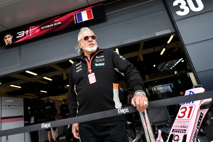 Vijay Mallya, a Force India tulajdonosaként a Brit Nagydíjon, 2017. július 14-én – Fotó: Andrej Isakovic / AFP