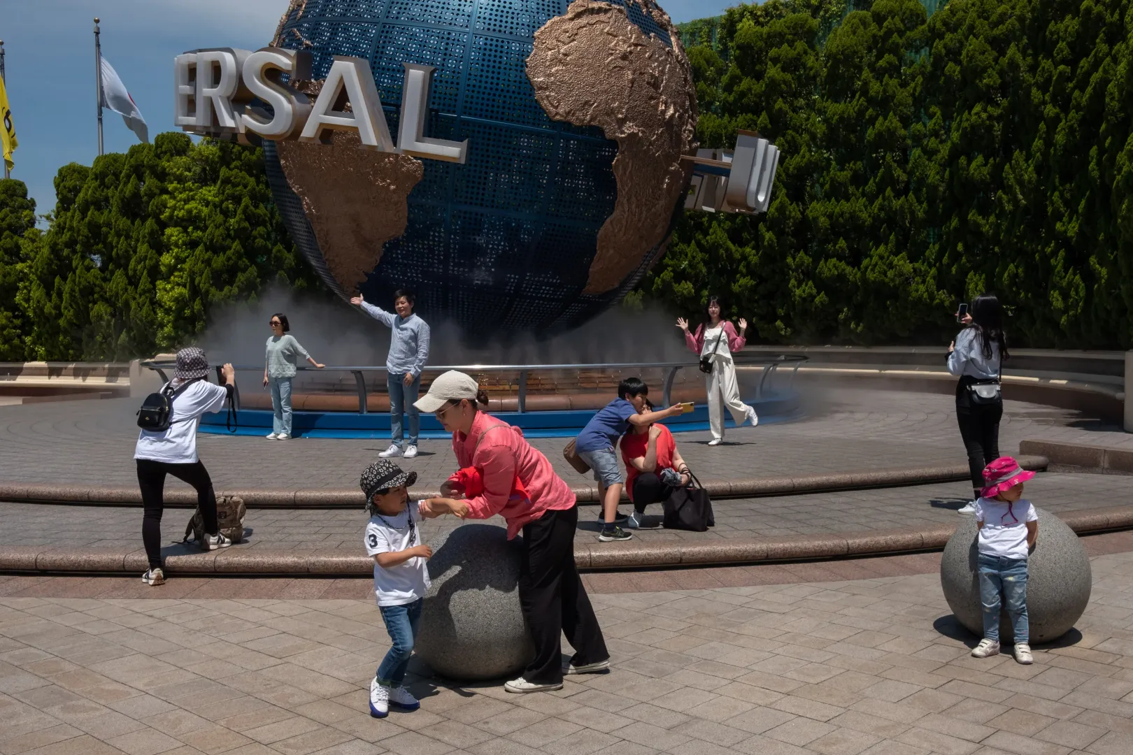 Az oszakai Universal Studios vidámpark szobrai – Fotó: Kocsány Kornél