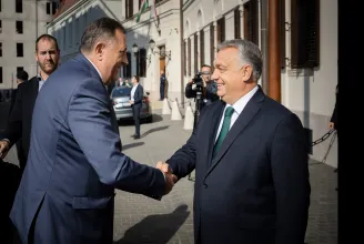 Vádat emeltek Orbán boszniai szövetségese, Milorad Dodik ellen