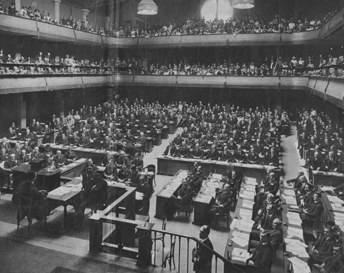 Ülésezik a Népszövetség 1923-ban – Forrás: Wikipédia