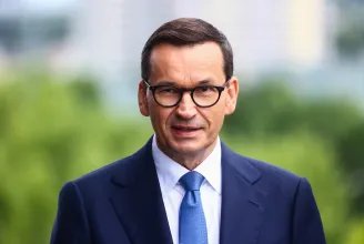 A lengyel miniszterelnök népszavazást tartana az EU menekültügyi reformjáról