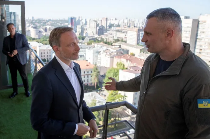 Christian Lindner és Vitalij Klicsko Kijevben 2023. augusztus 14-én – Fotó: Kijevi Főpolgármesteri Hivatal Sajtószolgálata / Reuters