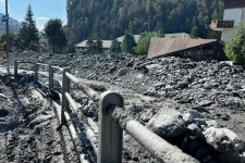 Egy földcsuszamlás után sárlavina söpört végig egy olasz kisvároson