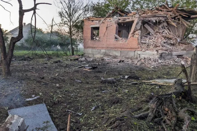 Oroszország légicsapást mért Nyugat-Ukrajnára, Luckban legalább három ember meghalt