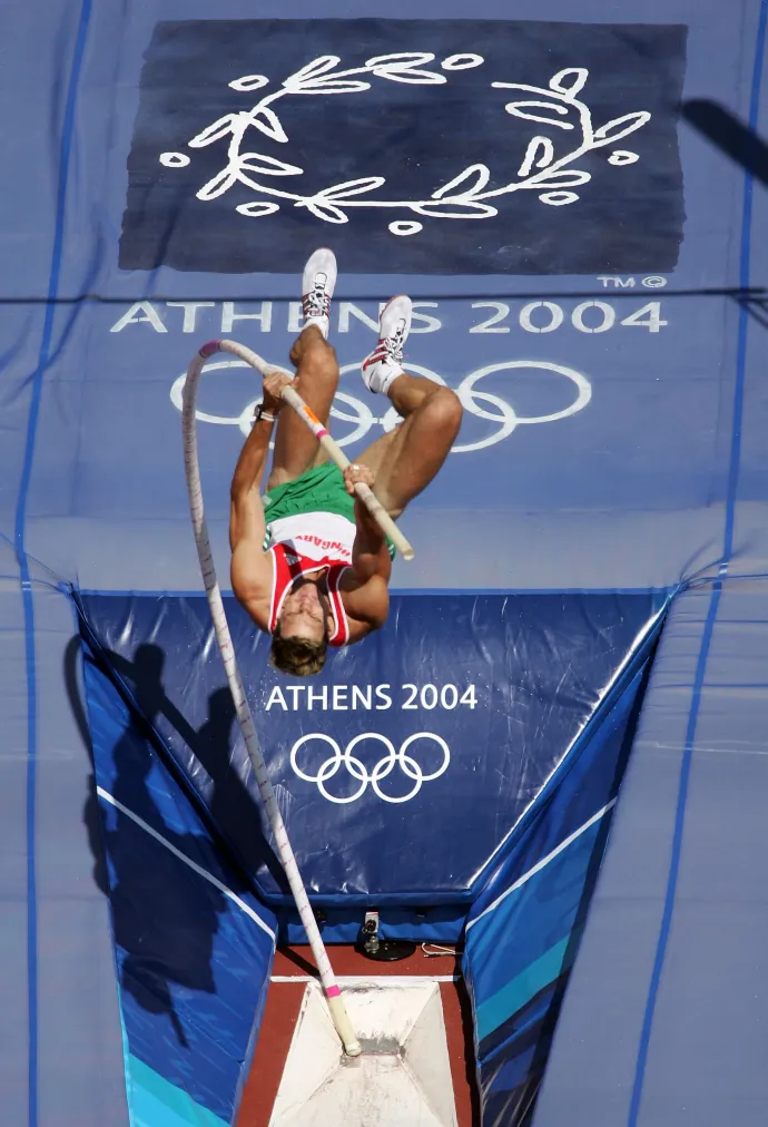 Zsivoczky a 2004-es athéni olimpián – Fotó: Michael Steele / Getty Images