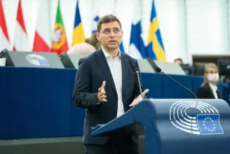 Kiskaput talált Románia arra, hogy az EU nagyobb költségvetési hiányt engedélyezzen neki