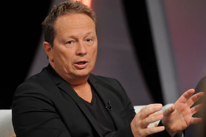 Geszti Péter: Gondolkodásban visszamentünk a vármegyék és főispánok világába