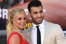 Sajtóhírek szerint Britney Spears verte a férjét, akitől most válik