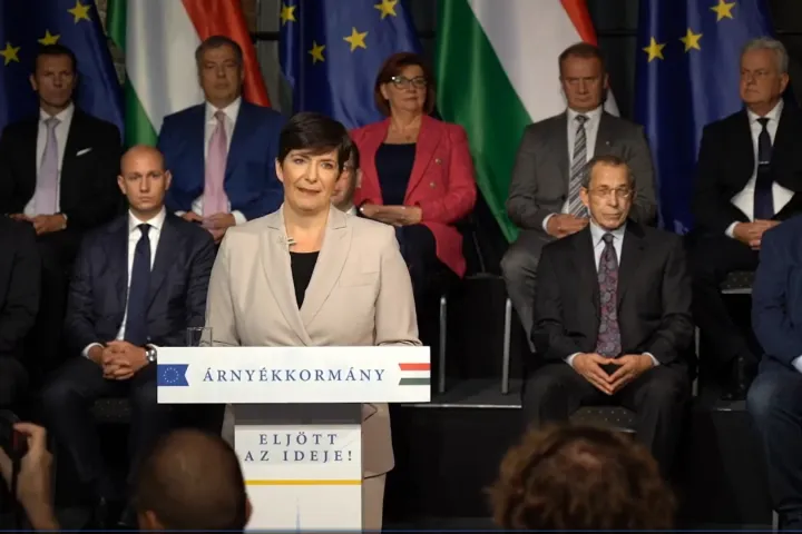 Meghiúsult a kormánytagok és a DK-s árnyékminiszterek vitája, de most nem Orbánékon múlott