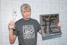 A Scrabble legnagyobb legendája többször megnyerte egy olyan ország bajnokságát, aminek a nyelvét nem beszéli