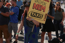 A világ egyik legbonyolultabb adórendszere a magyar, ezért is kínkeserves az egyéni vállalkozók bevallása