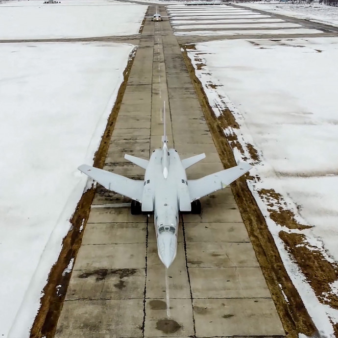 Kijev és Mariupol pusztításáért is bosszút álltak az ukránok az orosz bombázó lángba borításával