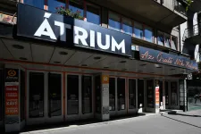 Felajánlotta az Örkény Színház, hogy átveszi az Átrium egyik előadását