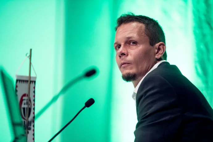 Gyöngyösi Márton kérésére lemondott a Jobbik pártigazgatója az országos választmány éléről