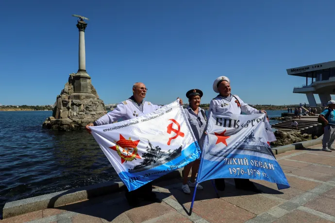 Az oroszok állítása szerint 42 ukrán drónt semmisítettek meg a Krím közelében