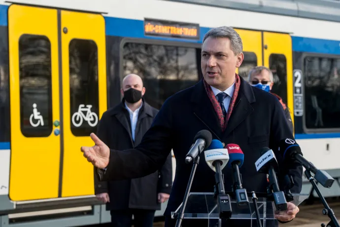 Lázár János elrendelte a Budapest–Hegyeshalom vasúti vonal átfogó felújítását