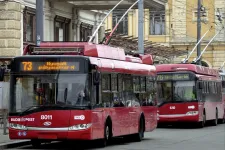 70-80 új buszvezetőt keres a BKV, félmillió forintos bónusszal toborozzák őket