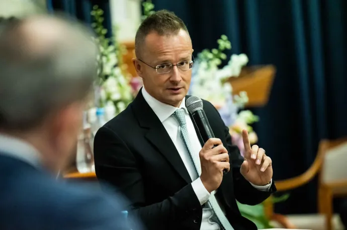 Szijjártó keményen bírálta az Európai Bizottság elnökét