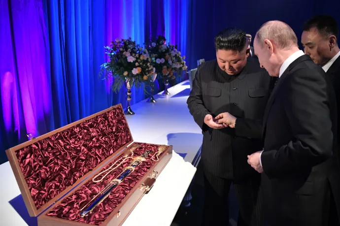 Az USA szerint Észak-Korea „meg fogja fizetni az árát”, ha az oroszoknak szállít fegyvert