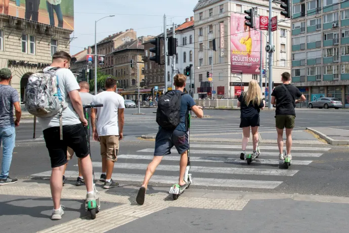 A KRESZ módosításával rendezhetik az e-rollerek szabályozását is