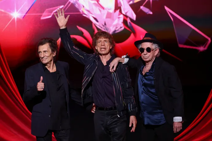 Dühös kezdéssel robbant ki magából 18 év után új albumot a Rolling Stones