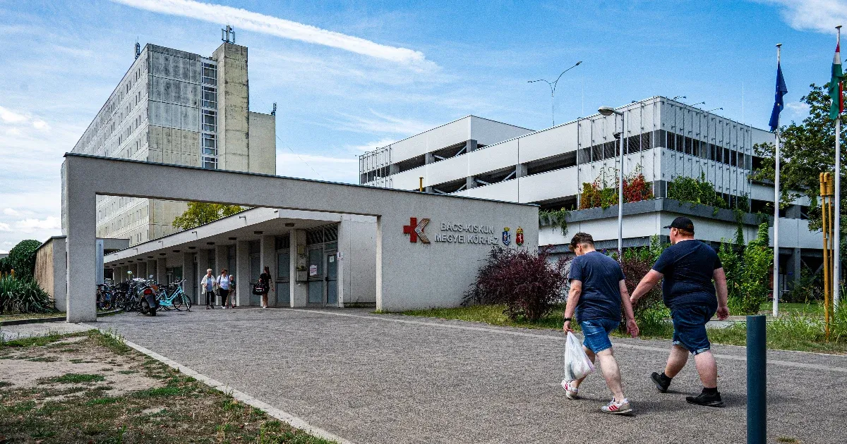 Newborn Boy Abandoned at Entrance of Bács-Kiskun County Teaching Hospital in Kecskemét