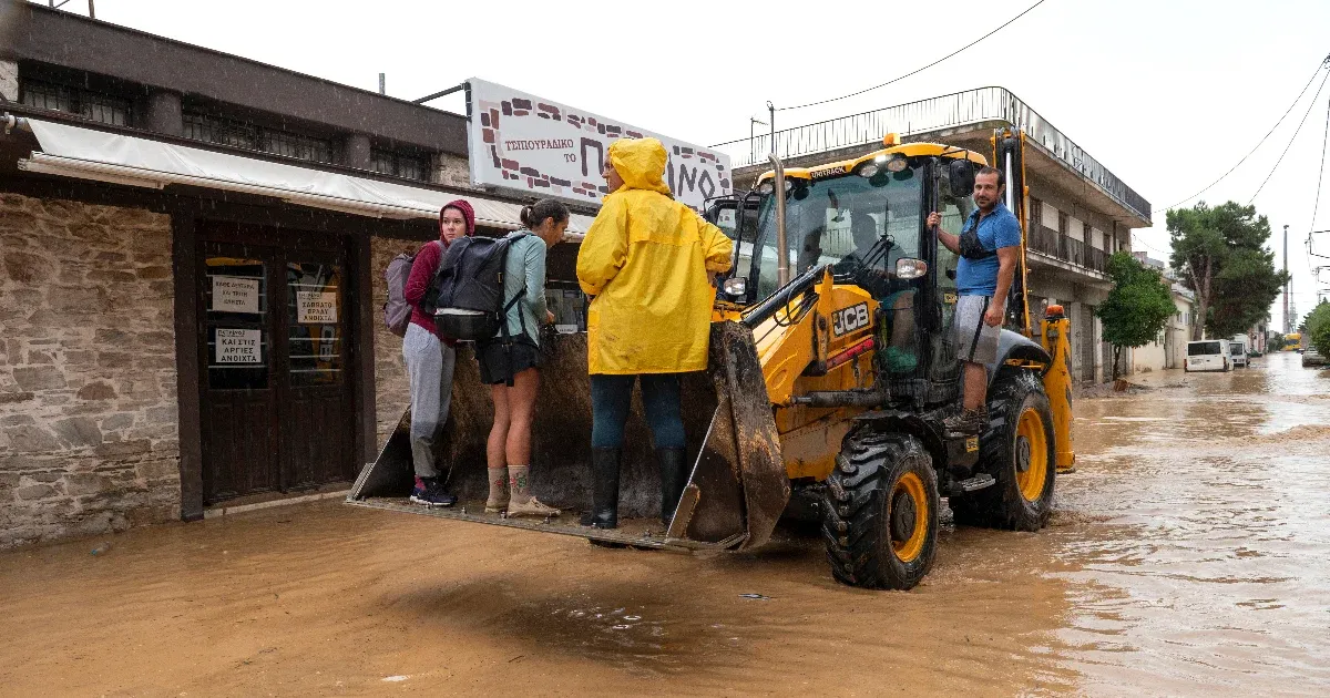 Record rainfall in Greece, four meters of water flooded the city