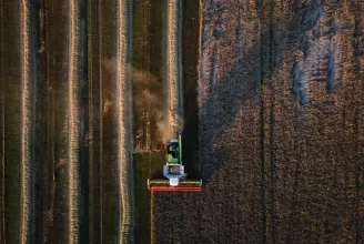 Durvul a vita az ukrán gabonáról, a magyar kormány is egyoldalú tiltással fenyeget
